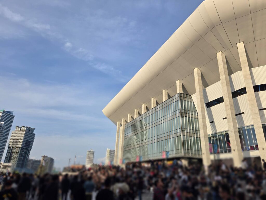 Guns N' Roses 来日公演＠Kアリーナ （2025/05/05）会場前広場
